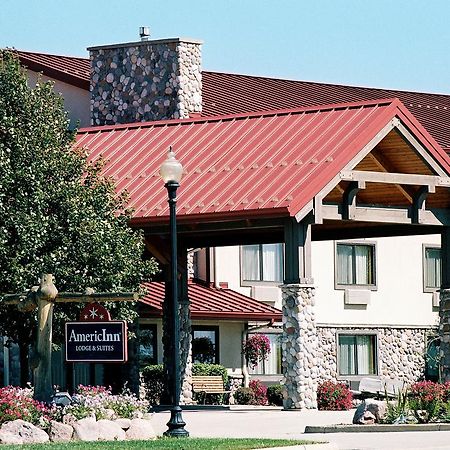 Americinn By Wyndham Oswego Exterior photo