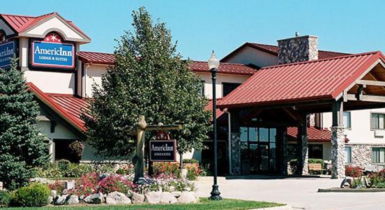 Americinn By Wyndham Oswego Exterior photo