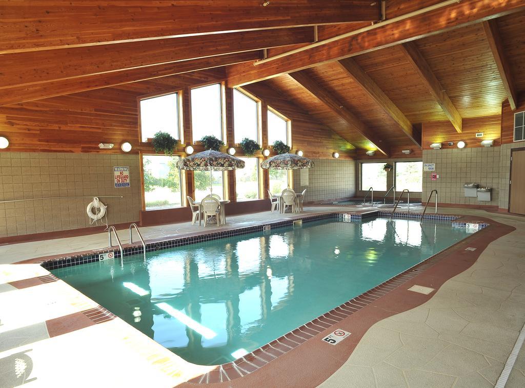 Americinn By Wyndham Oswego Exterior photo